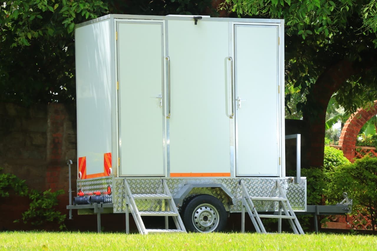 VIP Mobile Toilet